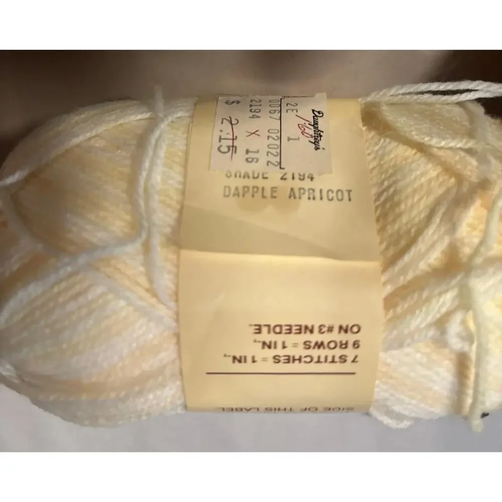 Lot Of 4 Vintage Brunswick Bambini Yarn Blissful Blue 2102 Dapple Apricot 2194